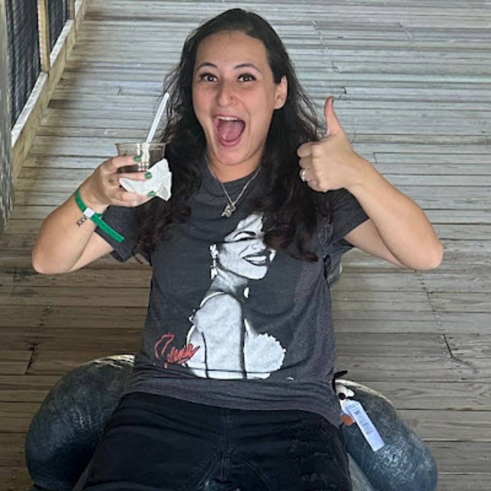 Meet your Posher, Jacqueline